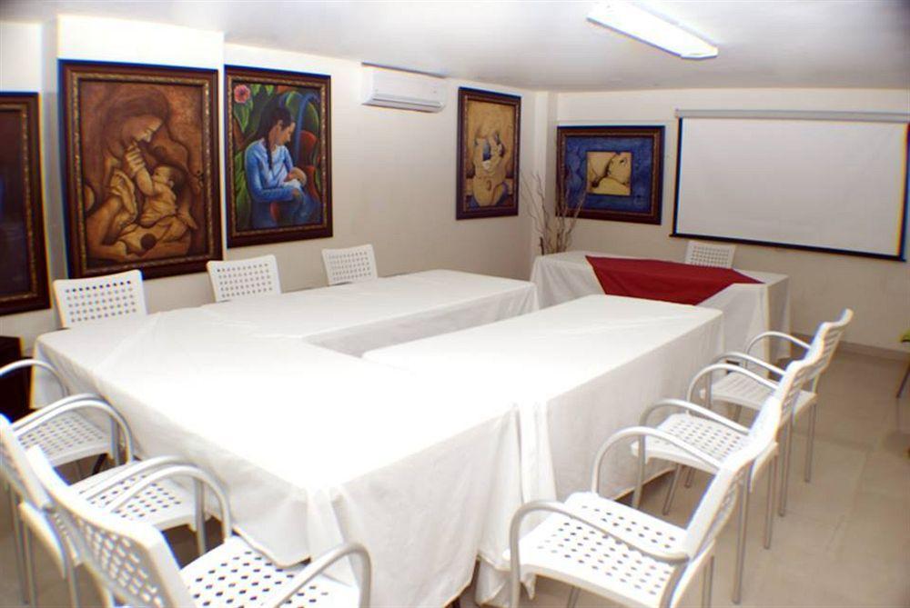 Hotel Luis V 산토도밍고 외부 사진