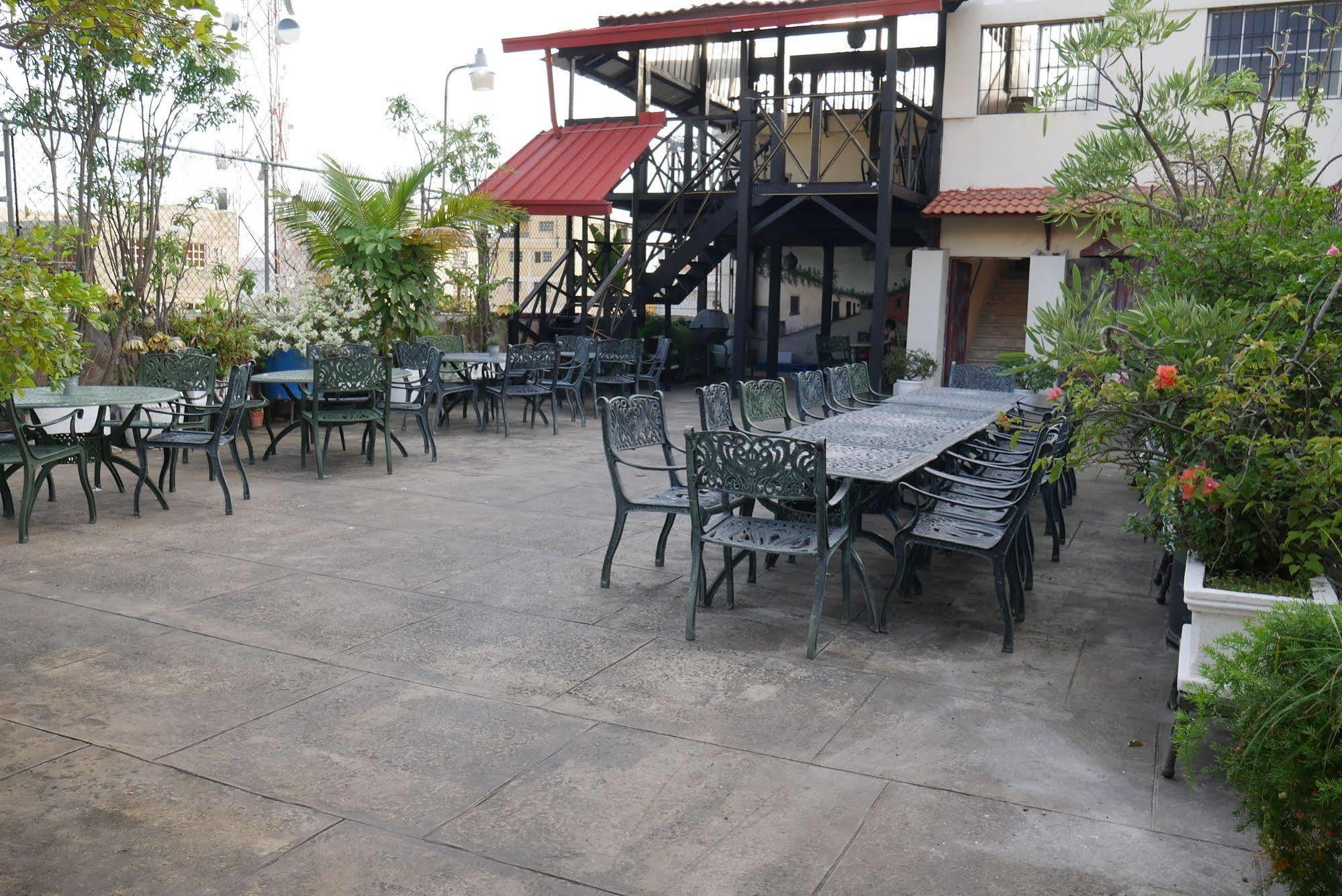 Hotel Luis V 산토도밍고 외부 사진